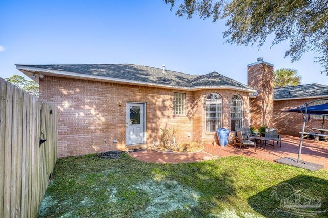 960 Vestavia Way, Gulf Breeze, FL 32563