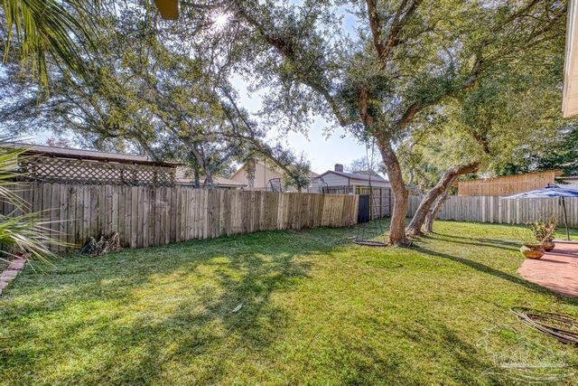 960 Vestavia Way, Gulf Breeze, FL 32563