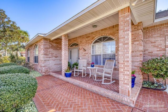 960 Vestavia Way, Gulf Breeze, FL 32563