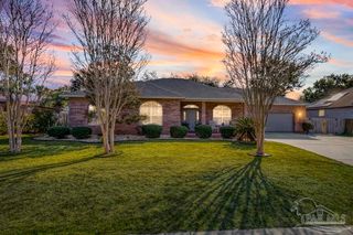 960 Vestavia Way, Gulf Breeze, FL 32563