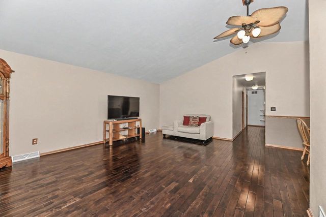 5319 24th PLACE, Kenosha, WI 53144