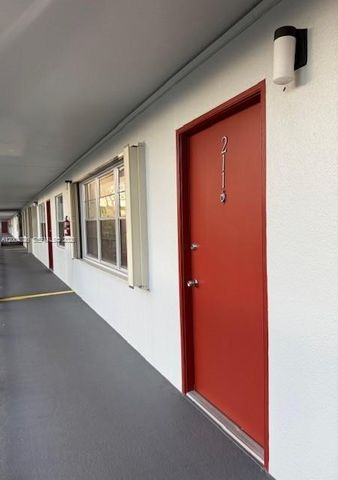 1401 SW 134th Way 211C, Pembroke Pines, FL 33027