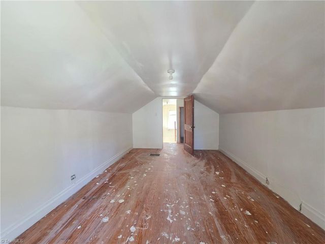 209 6th Avenue, Mayodan, NC 27027