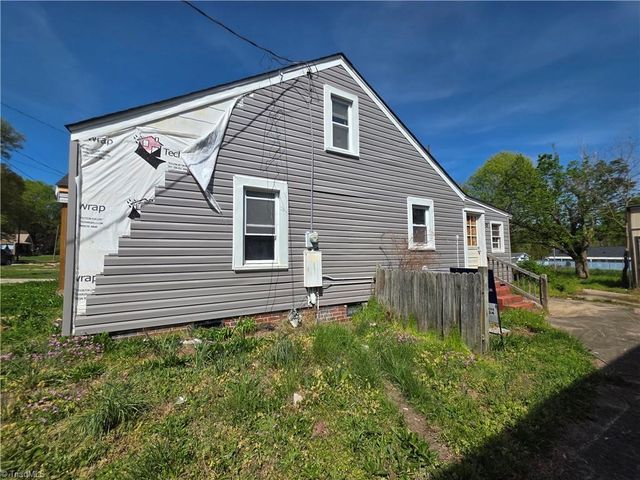209 6th Avenue, Mayodan, NC 27027