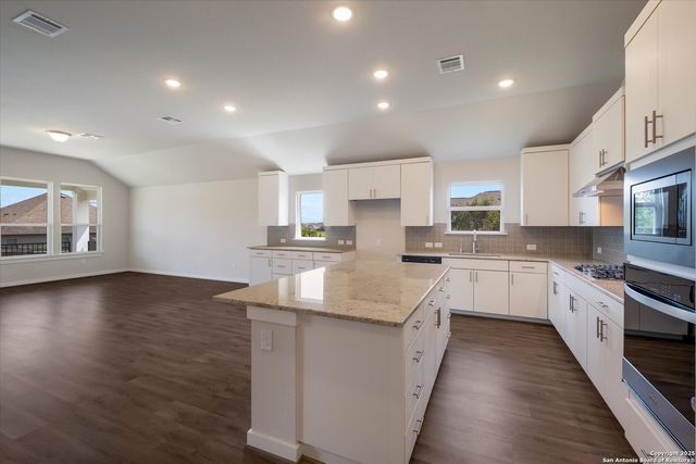 414 Foxtail Valley, Cibolo, TX 78108