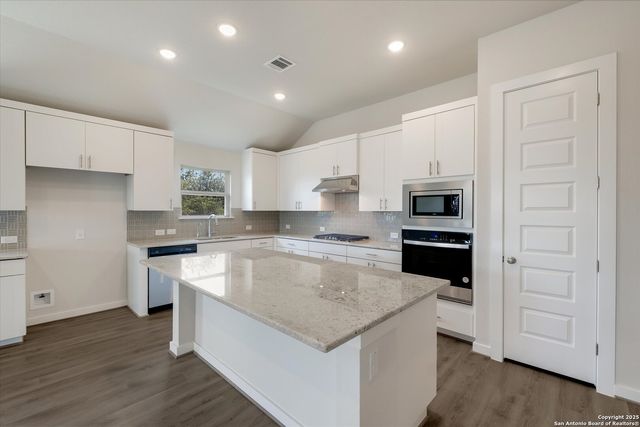 414 Foxtail Valley, Cibolo, TX 78108