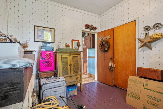 55686 Parkville Road, Mendon, MI 49072