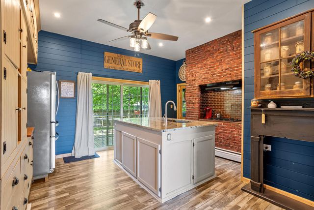 55686 Parkville Road, Mendon, MI 49072