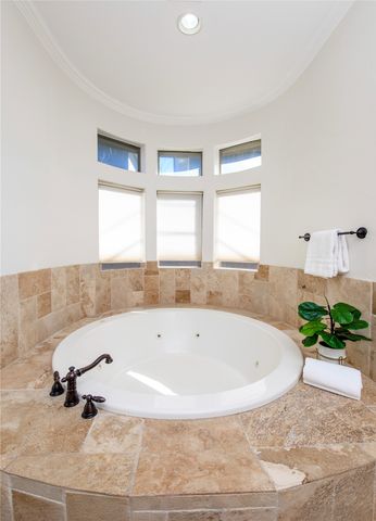 3606 S Versailles Avenue, Dallas, TX 75209