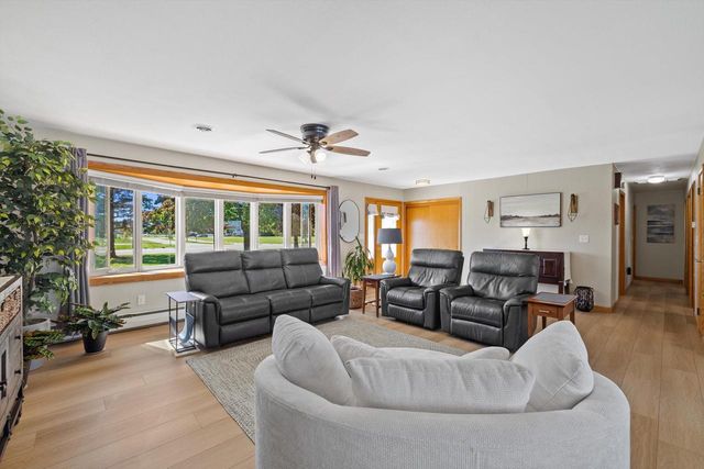 7306 12th STREET, Kenosha, WI 53144