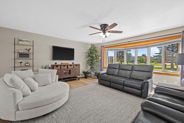 7306 12th STREET, Kenosha, WI 53144