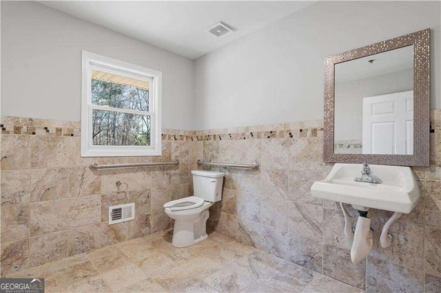 2239 Scenic Drive, Snellville, GA 30078