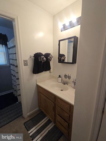 611 ABBEY DR, Ruther Glen, VA 22546