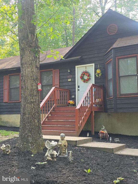 611 ABBEY DR, Ruther Glen, VA 22546