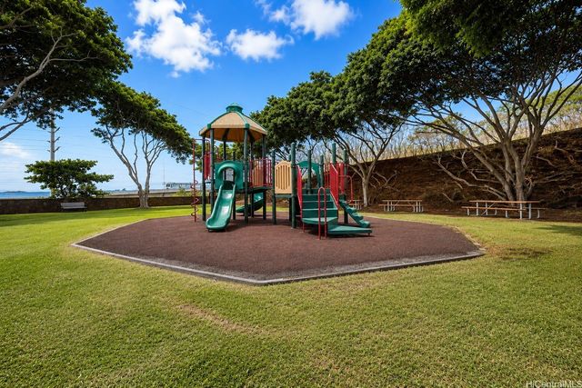 1060 Kamehameha Highway 4302A, Pearl City, HI 96782