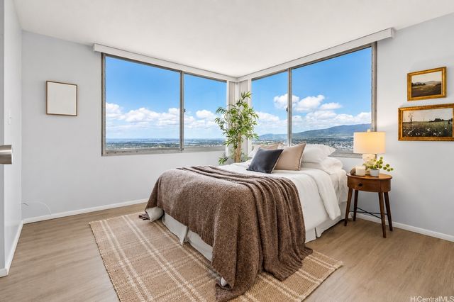 1060 Kamehameha Highway 4302A, Pearl City, HI 96782