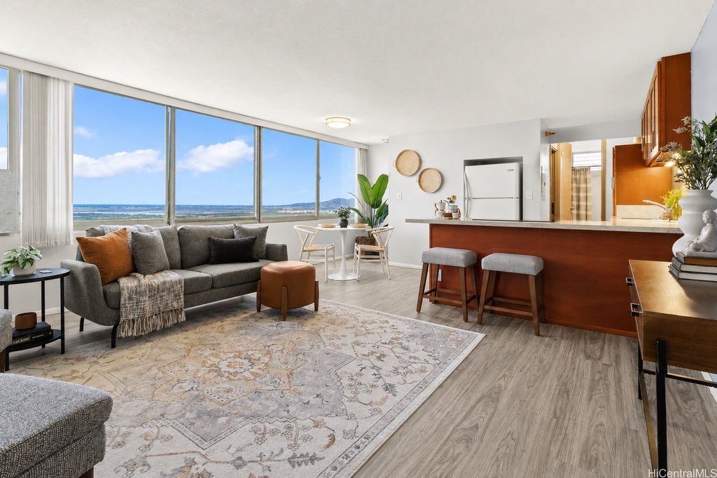 1060 Kamehameha Highway 4302A, Pearl City, HI 96782
