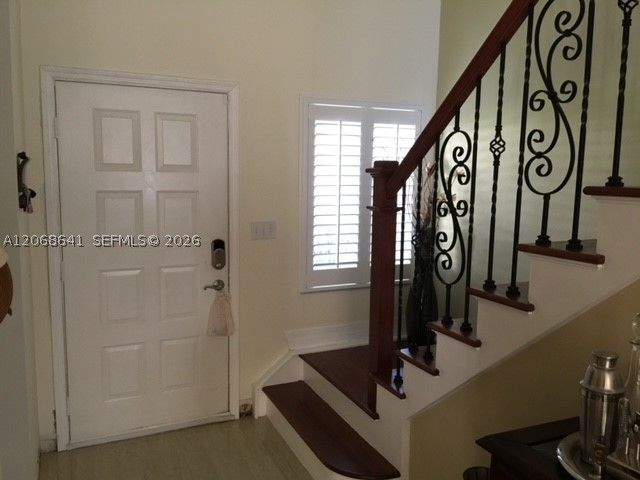 9888 NW 2nd St, Plantation, FL 33324