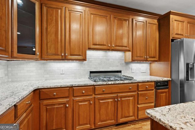 9335 Huntcliff Trace, Sandy Springs, GA 30350