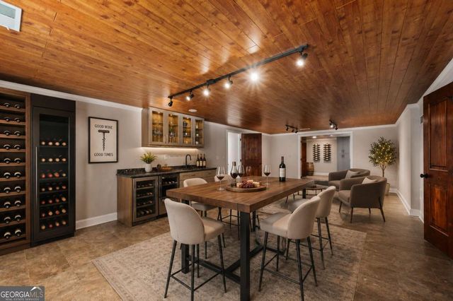 9335 Huntcliff Trace, Sandy Springs, GA 30350