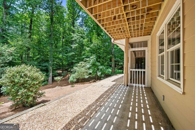 9335 Huntcliff Trace, Sandy Springs, GA 30350
