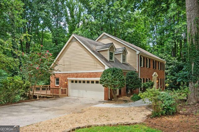 9335 Huntcliff Trace, Sandy Springs, GA 30350