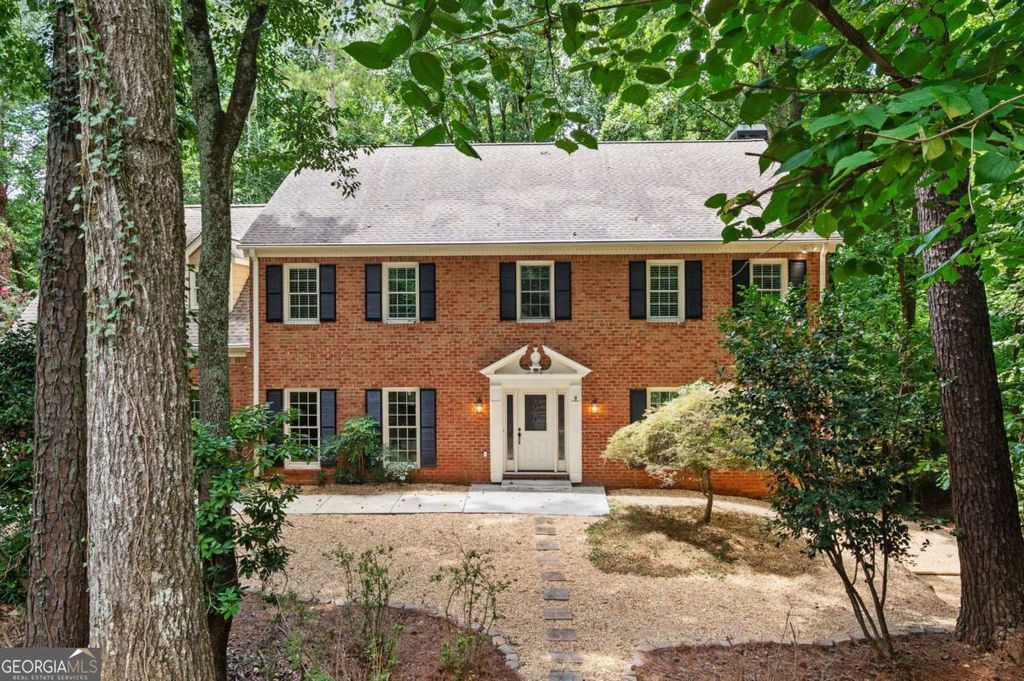 9335 Huntcliff Trace, Sandy Springs, GA 30350