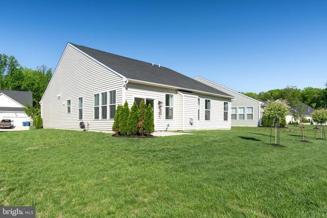 672 MAYFIELD FALLS DR, Newark, DE 19702