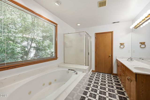 6605 Willow Chase Drive, Willow Springs, NC 27592