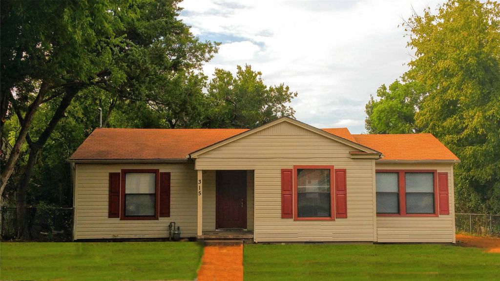 315 Texas Street, Cedar Hill, TX 75104