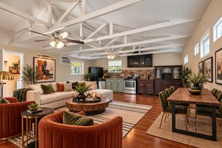 4505 Larch Lane C, Bellaire, TX 77401