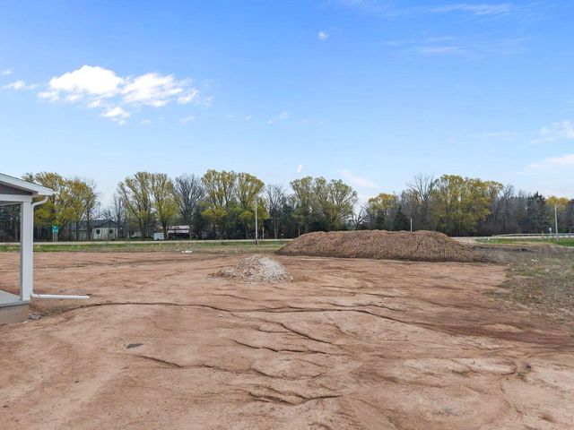 W5759 ROUNDSTONE PLACE, Menasha, WI 54952