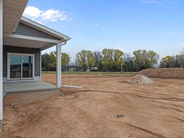 W5759 ROUNDSTONE PLACE, Menasha, WI 54952