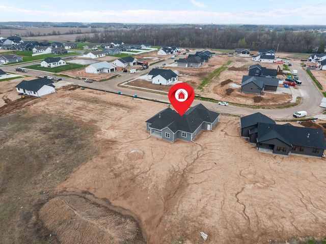 W5759 ROUNDSTONE PLACE, Menasha, WI 54952