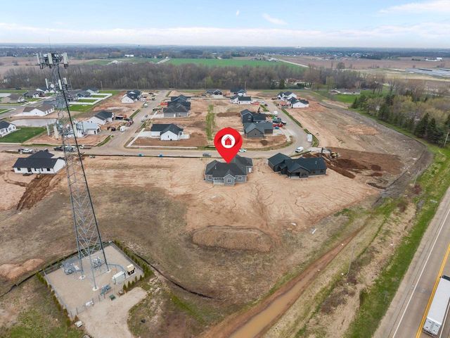 W5759 ROUNDSTONE PLACE, Menasha, WI 54952