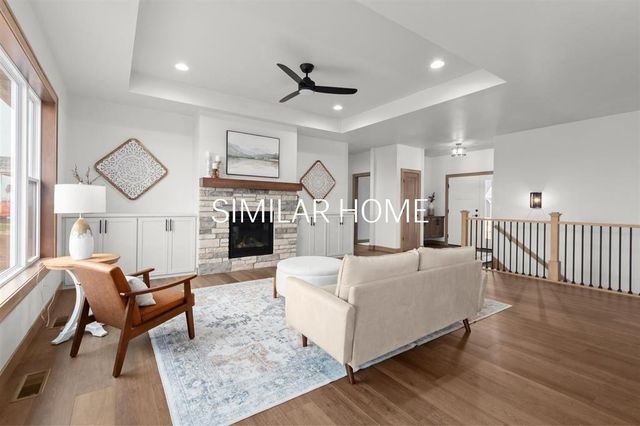 W5759 ROUNDSTONE PLACE, Menasha, WI 54952