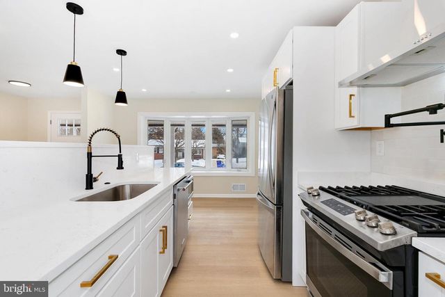 13530 VANDALIA DR, Rockville, MD 20853