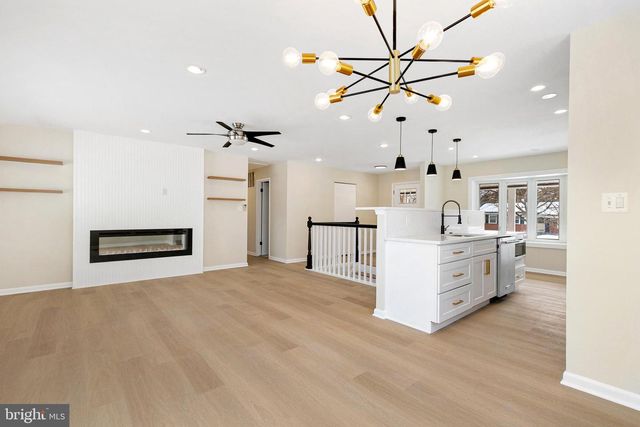 13530 VANDALIA DR, Rockville, MD 20853