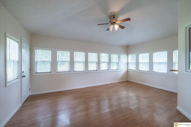10636 Spaulding Circle, Omaha, NE 68134