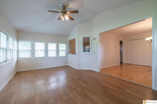 10636 Spaulding Circle, Omaha, NE 68134