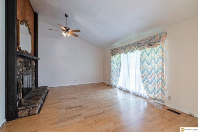 10636 Spaulding Circle, Omaha, NE 68134