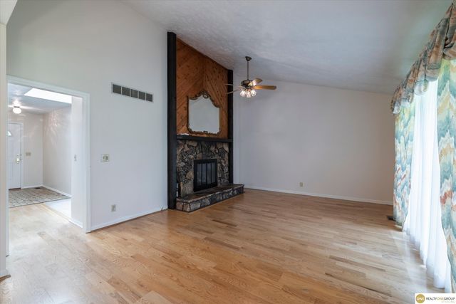10636 Spaulding Circle, Omaha, NE 68134