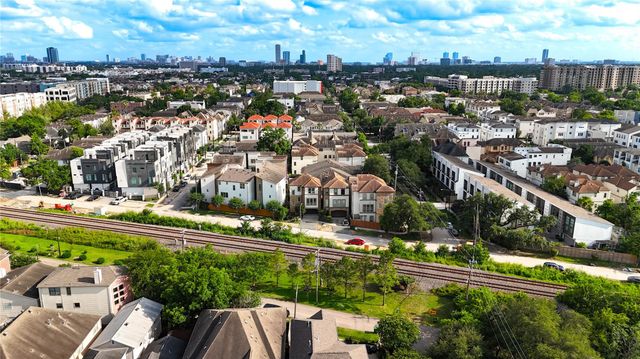 5711 Allen Street, Houston, TX 77007