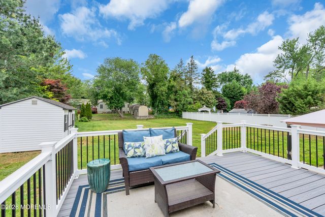 34 Millbrook Drive, Middletown, NJ 07748