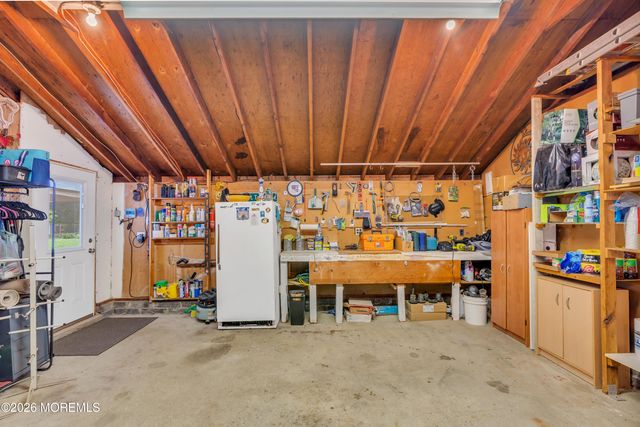 34 Millbrook Drive, Middletown, NJ 07748