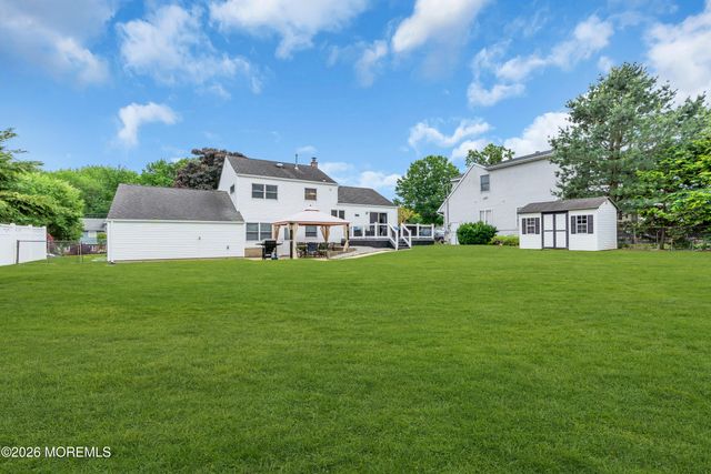 34 Millbrook Drive, Middletown, NJ 07748