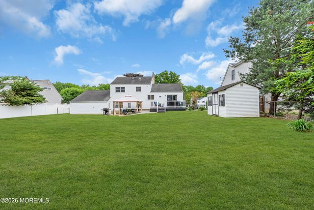 34 Millbrook Drive, Middletown, NJ 07748