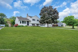 34 Millbrook Drive, Middletown, NJ 07748