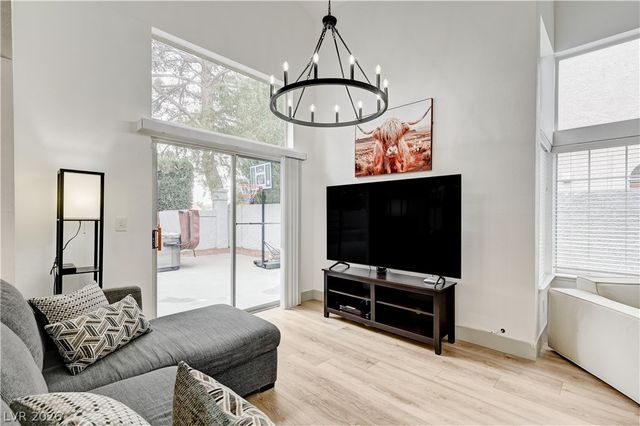 9733 Fern Canyon Avenue, Las Vegas, NV 89117