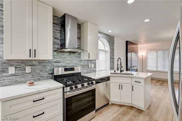 9733 Fern Canyon Avenue, Las Vegas, NV 89117